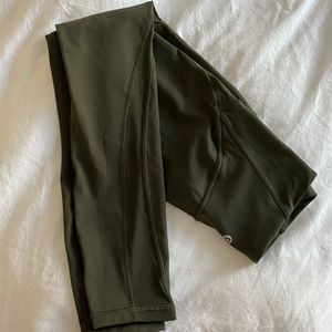 Lululemon train times 7/8 leggings